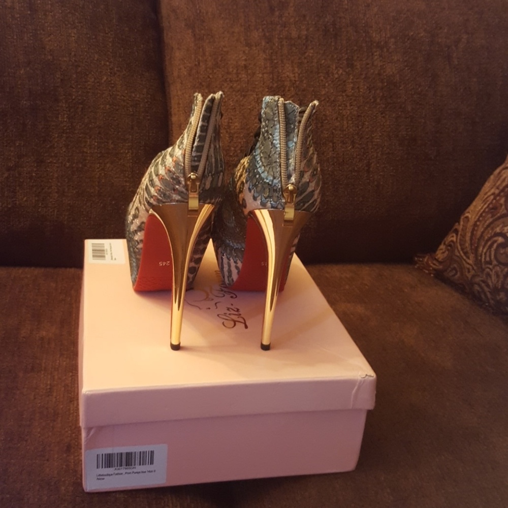 Little boutique fashion pumps